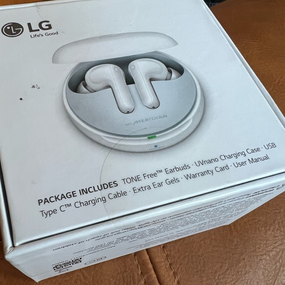 NWT LG TONE Free FN7 Earbuds | White - Picture 7 of 8